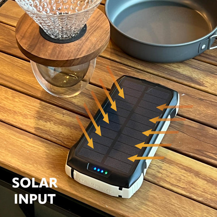 Vinnic | SACA PEAK Solar Wireless Powerbank 20K + Torch