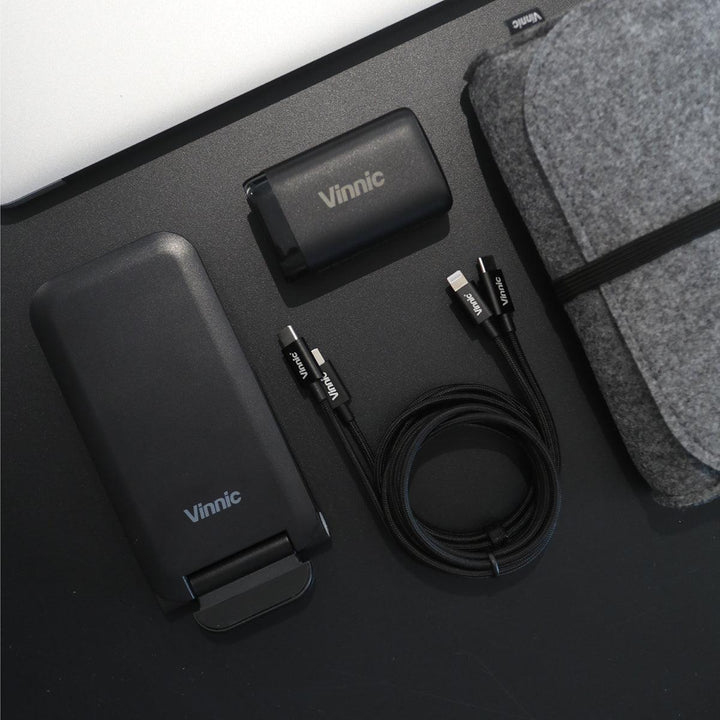 TRIVOR 3-IN-1 Global Travel Kit incl. stylish grey case