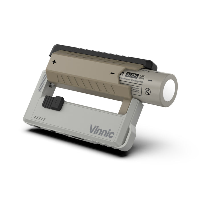 Vinnic Rendezvous 5000mAh detachable power bank with innovative replaceable Silicon Carbon Lithium (SiC) 21700 batteries offering 20-30% higher energy density. Enjoy 22.5W USB-C PD fast charging, integrated Type-C plug, and charge two devices at once.